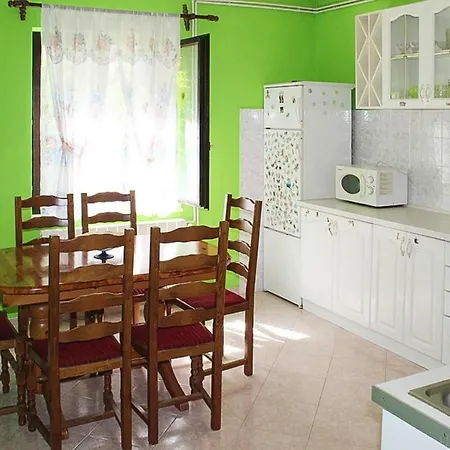 Losinia 7 - Cin021015-cyb Mali Lošinj